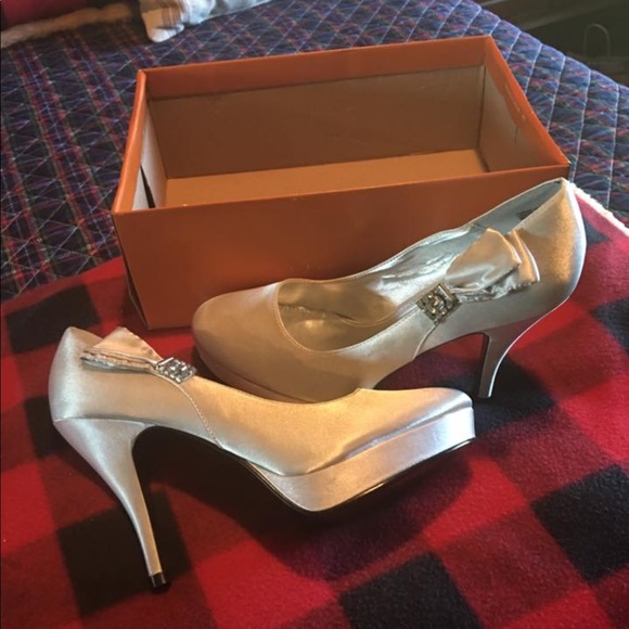 Silver Satin, Brand New Unlisted Heels - Picture 3 of 5